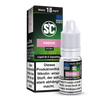 Detailaufnahme des Himbeere E-Zigaretten Liquid von SC, zeigt die hochwertigen Inhaltsstoffe wie Propylenglycol und pflanzliches Glycerin.