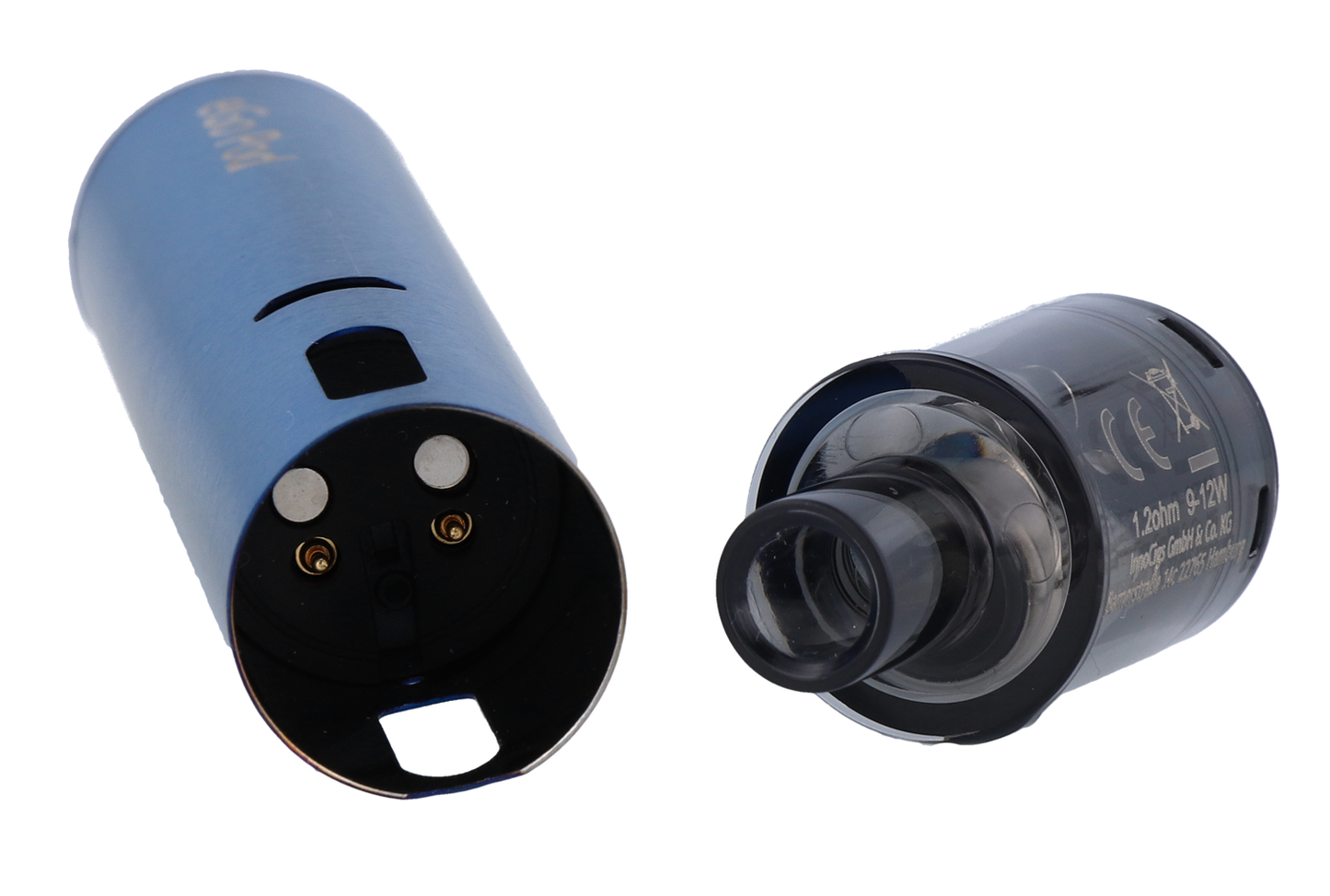 InnoCigs - eGo POD E-Zigaretten Set im Gebrauch, ihren hochwertigen 1000mAh Akku und benutzerfreundlichen Tank design, verfügbar bei RavenSmoke DE.